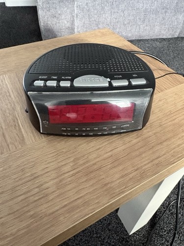Digital radio alarm clock - radio/,